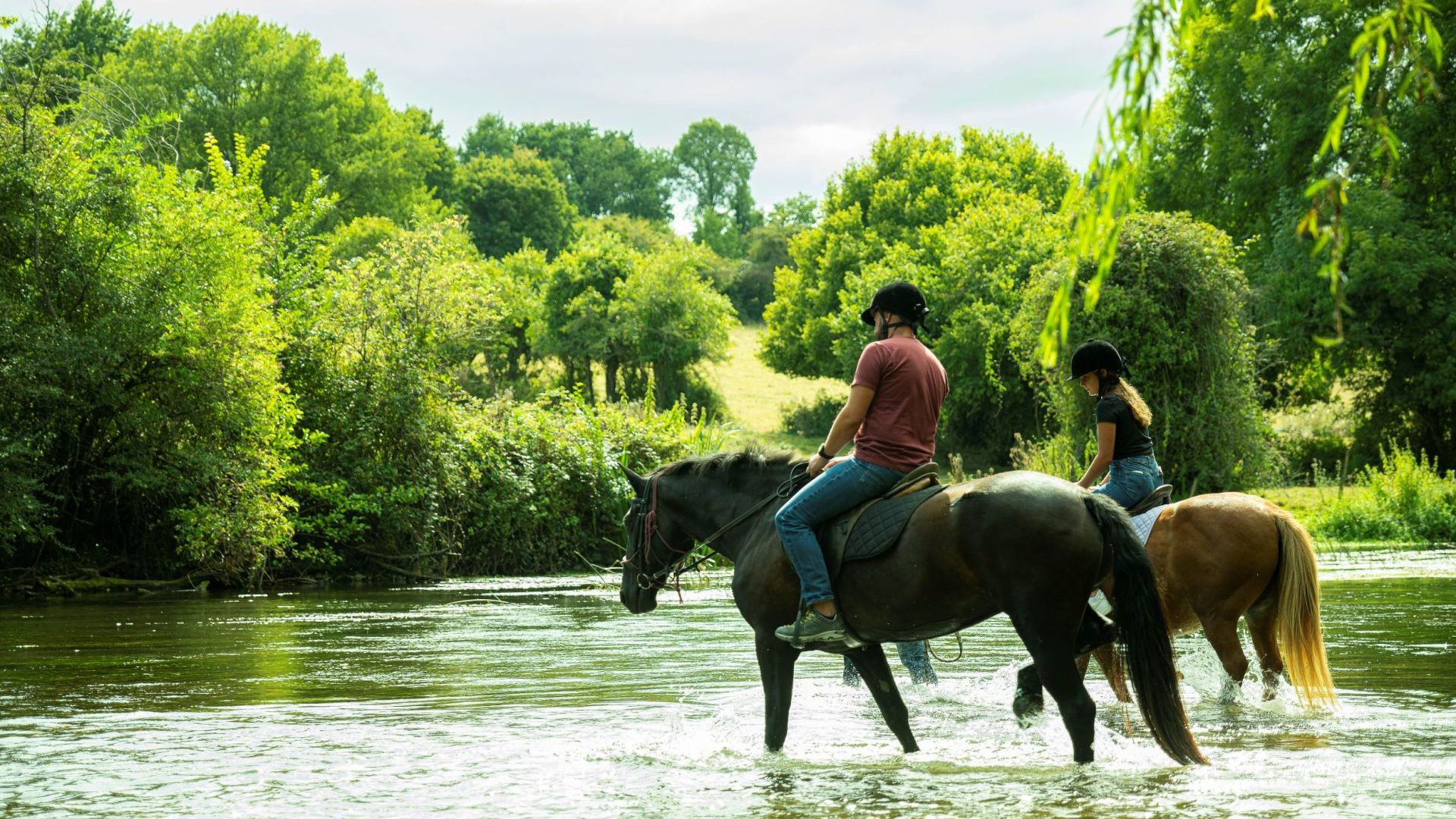 Randonnée à cheval père fille_Civraisien en Poitou