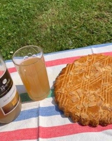 Broyé du Poitou et Jus de Pomme Gargouil